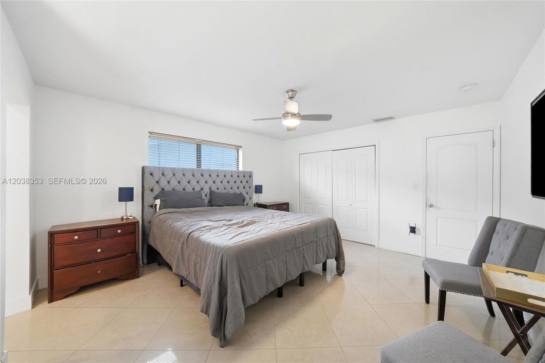 For Sale: $580,000 (4 beds, 3 baths, 1315 Square Feet)