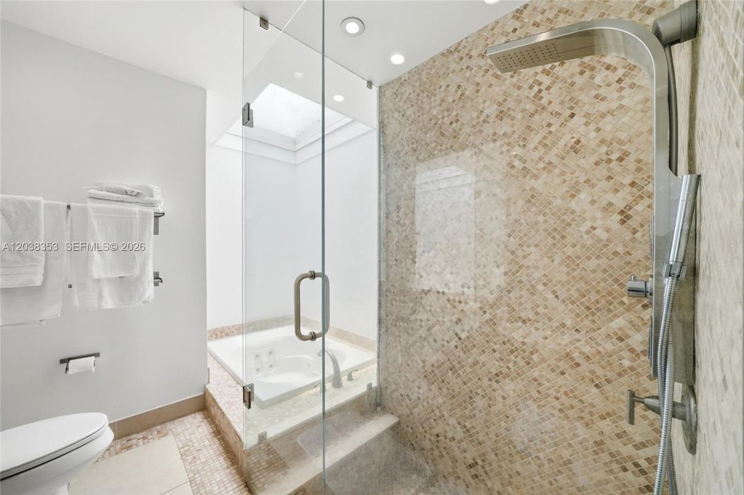 For Sale: $580,000 (4 beds, 3 baths, 1315 Square Feet)
