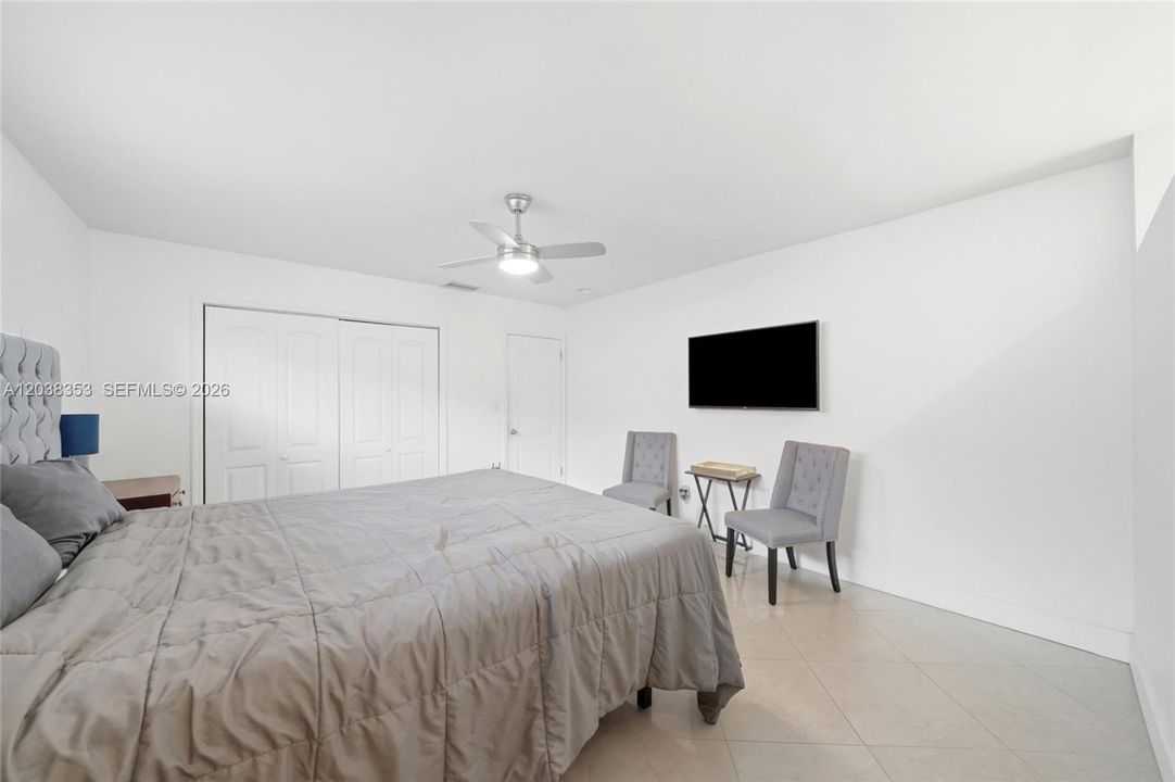 For Sale: $580,000 (4 beds, 3 baths, 1315 Square Feet)