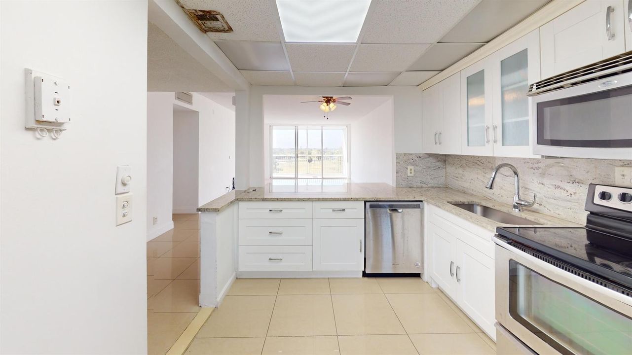 Kitchen (7) (1)