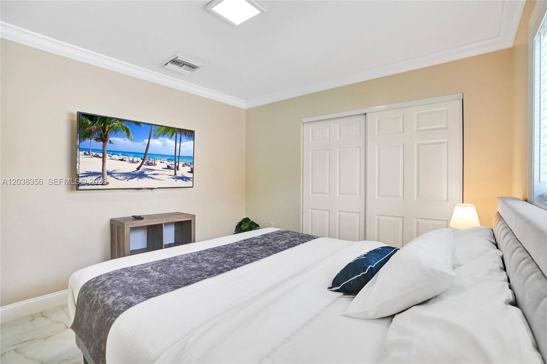 2nd Bedroom