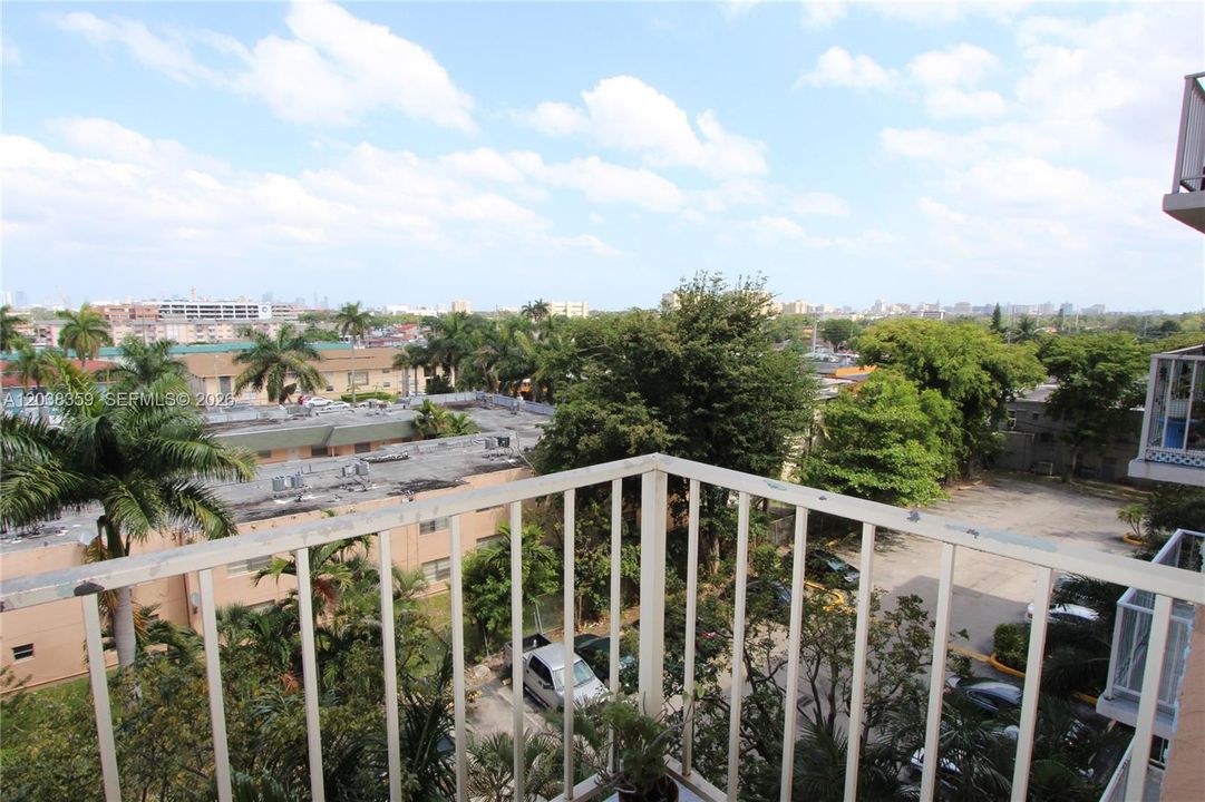 В аренду: $1,700 (1 спален, 1 ванн, 605 Квадратных фут)