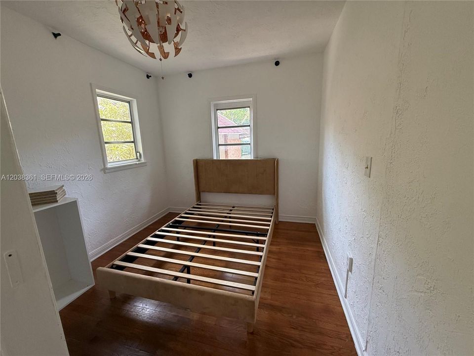 В аренду: $2,800 (3 спален, 1 ванн, 1473 Квадратных фут)