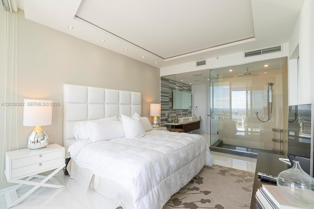 For Rent: $6,600 (2 beds, 2 baths, 1498 Square Feet)