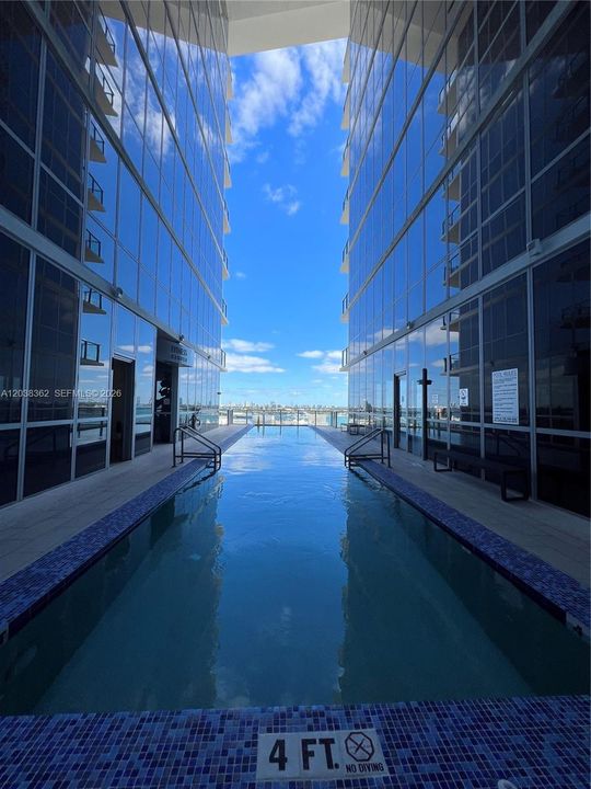 For Rent: $6,600 (2 beds, 2 baths, 1498 Square Feet)