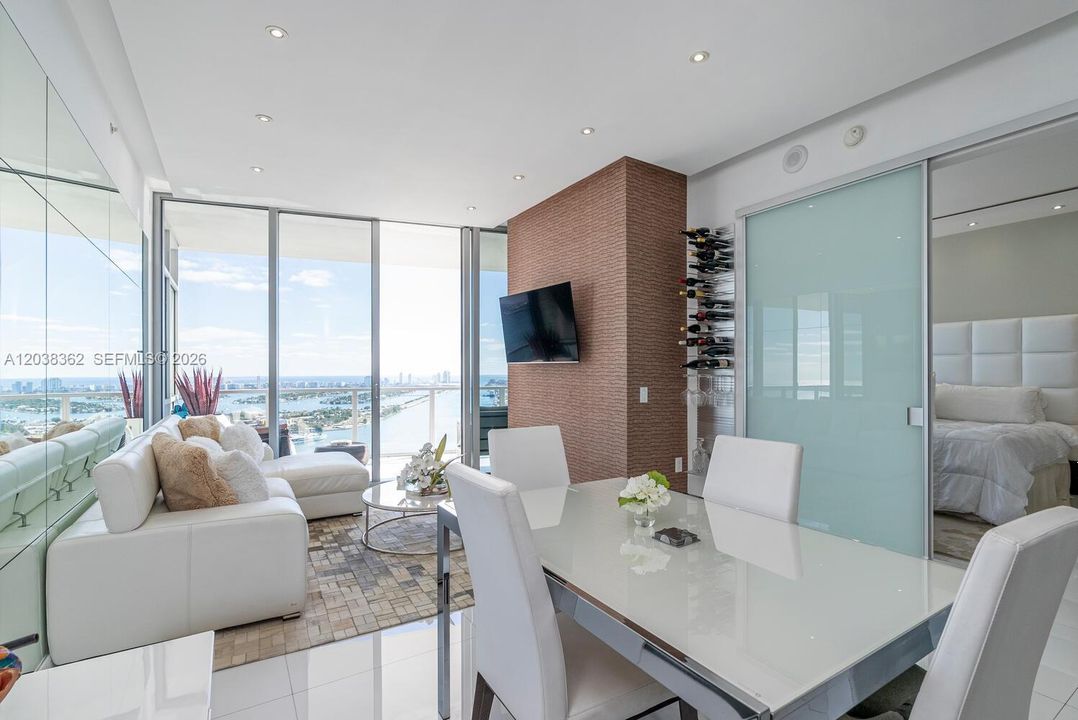 For Rent: $6,600 (2 beds, 2 baths, 1498 Square Feet)