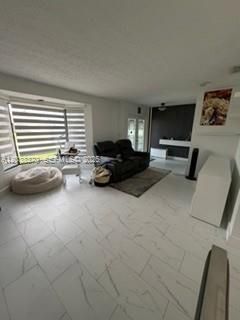 For Rent: $3,000 (4 beds, 2 baths, 0 Square Feet)