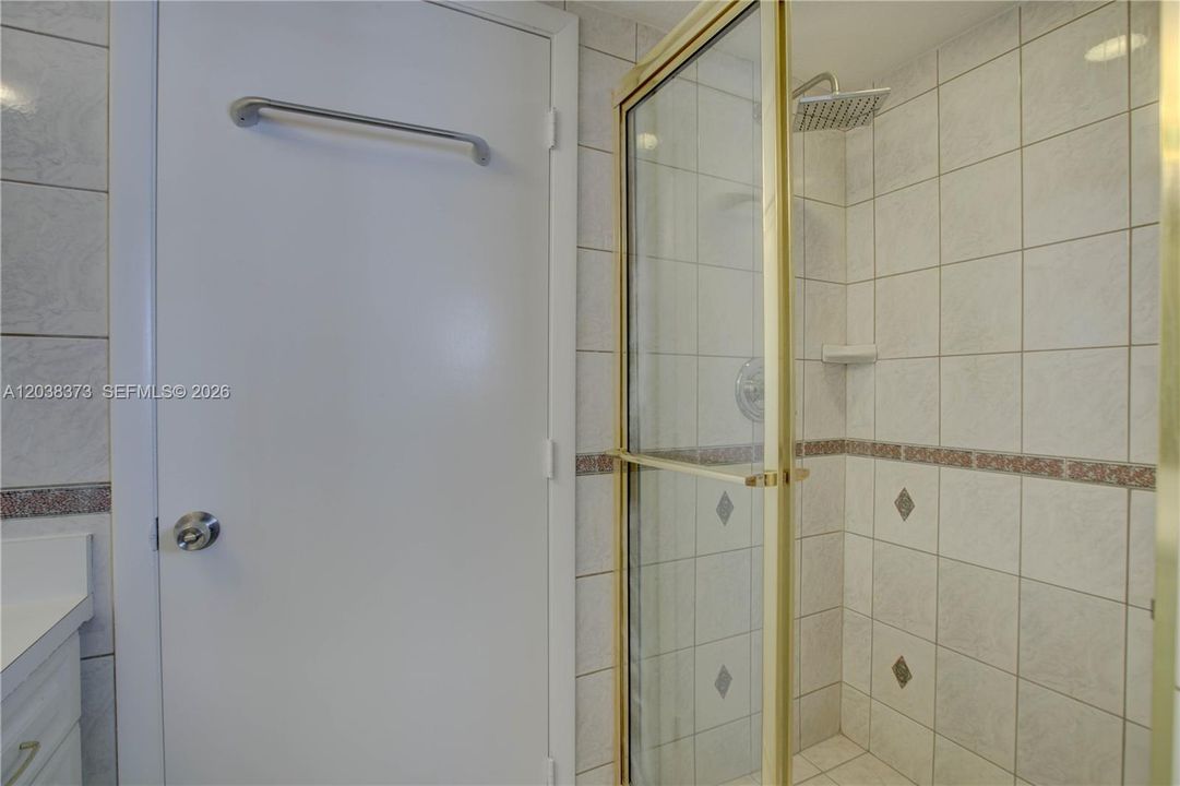 В аренду: $5,900 (4 спален, 3 ванн, 2243 Квадратных фут)