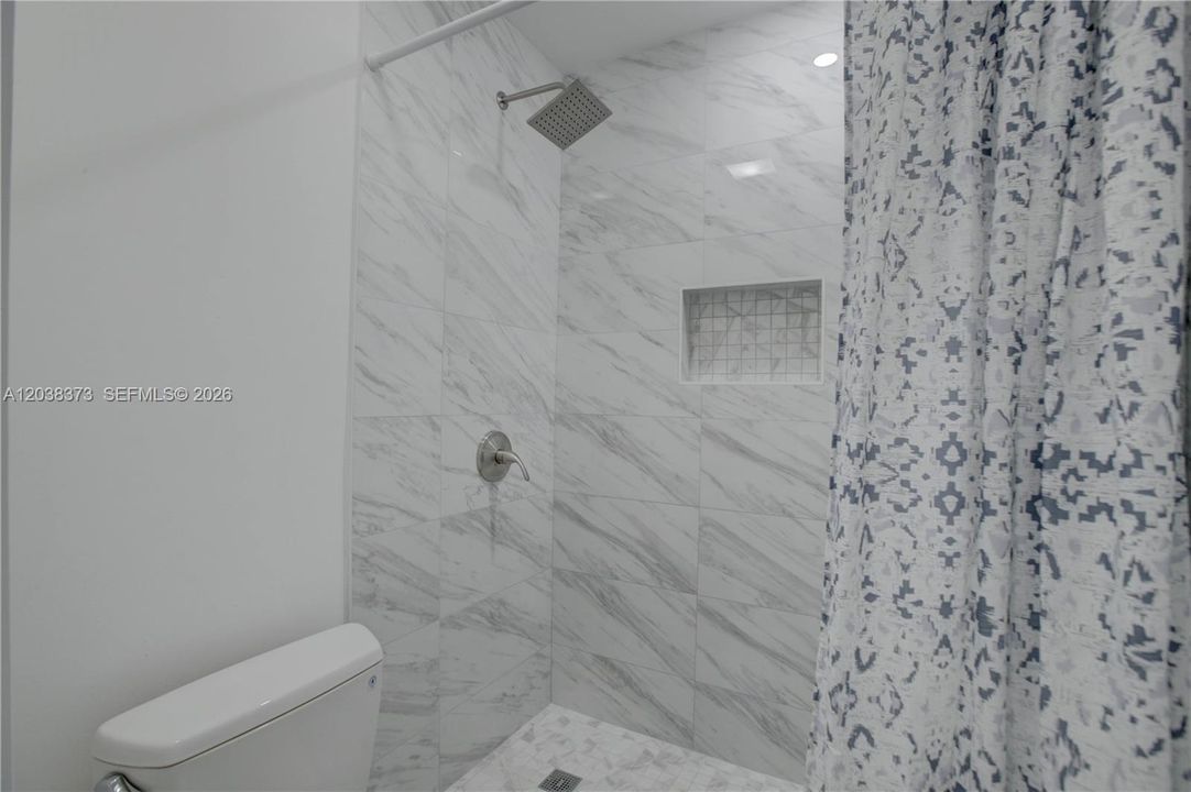 В аренду: $5,900 (4 спален, 3 ванн, 2243 Квадратных фут)