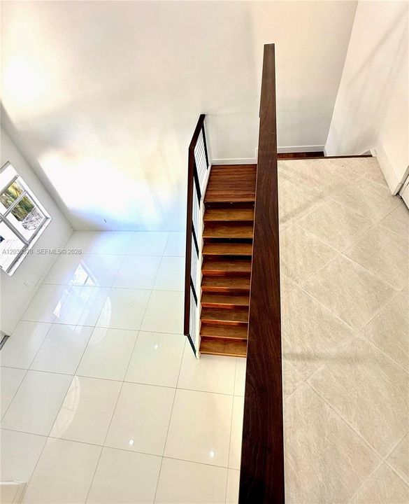 En Renta: $5,400 (4 camas, 2 baños, 2147 Pies cuadrados)