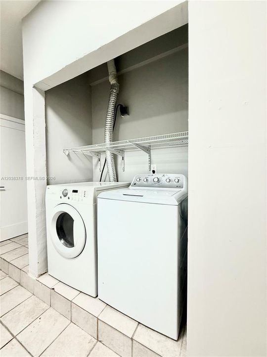 En Renta: $5,400 (4 camas, 2 baños, 2147 Pies cuadrados)