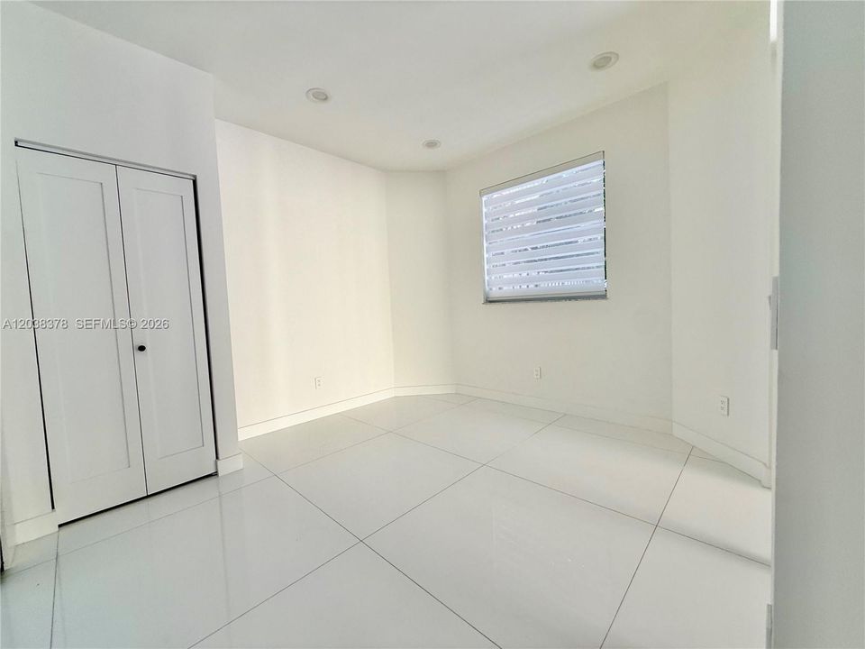 En Renta: $5,400 (4 camas, 2 baños, 2147 Pies cuadrados)
