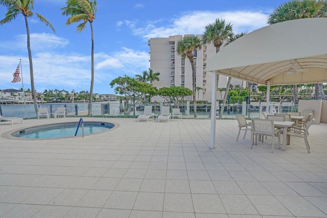 Intracoastal-View Hot Tub