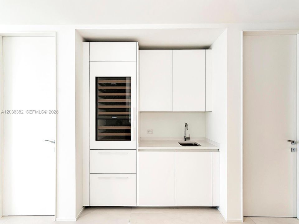 В аренду: $35,000 (4 спален, 5 ванн, 4600 Квадратных фут)