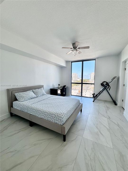 For Sale: $383,500 (2 beds, 2 baths, 1195 Square Feet)