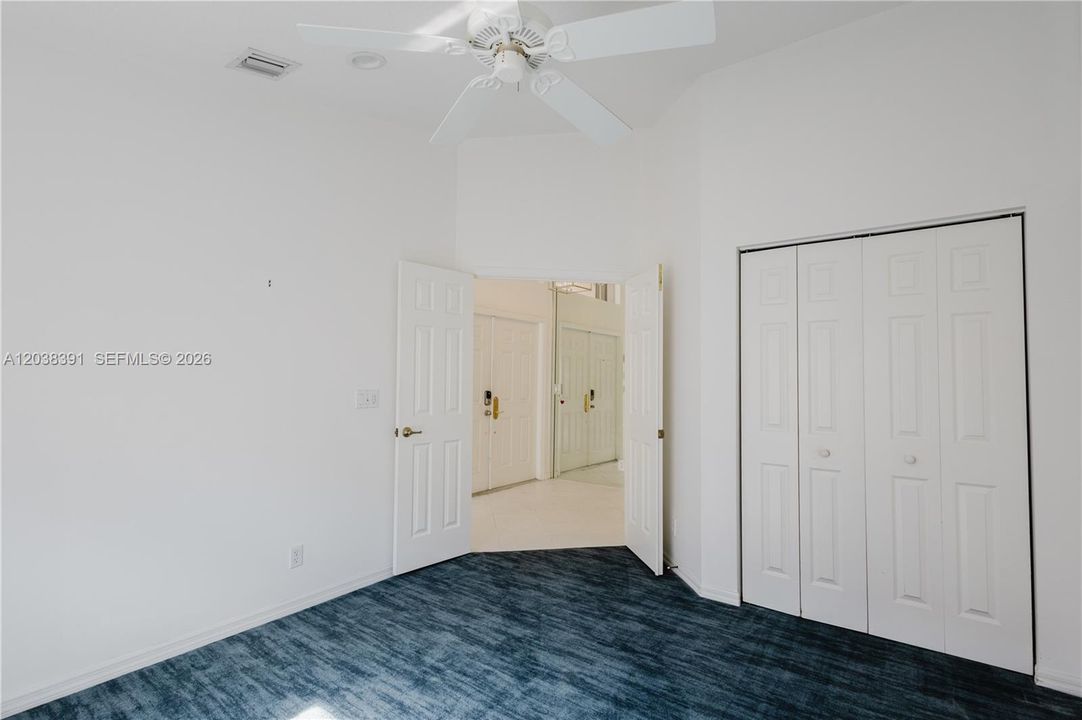 For Rent: $3,200 (3 beds, 2 baths, 1884 Square Feet)