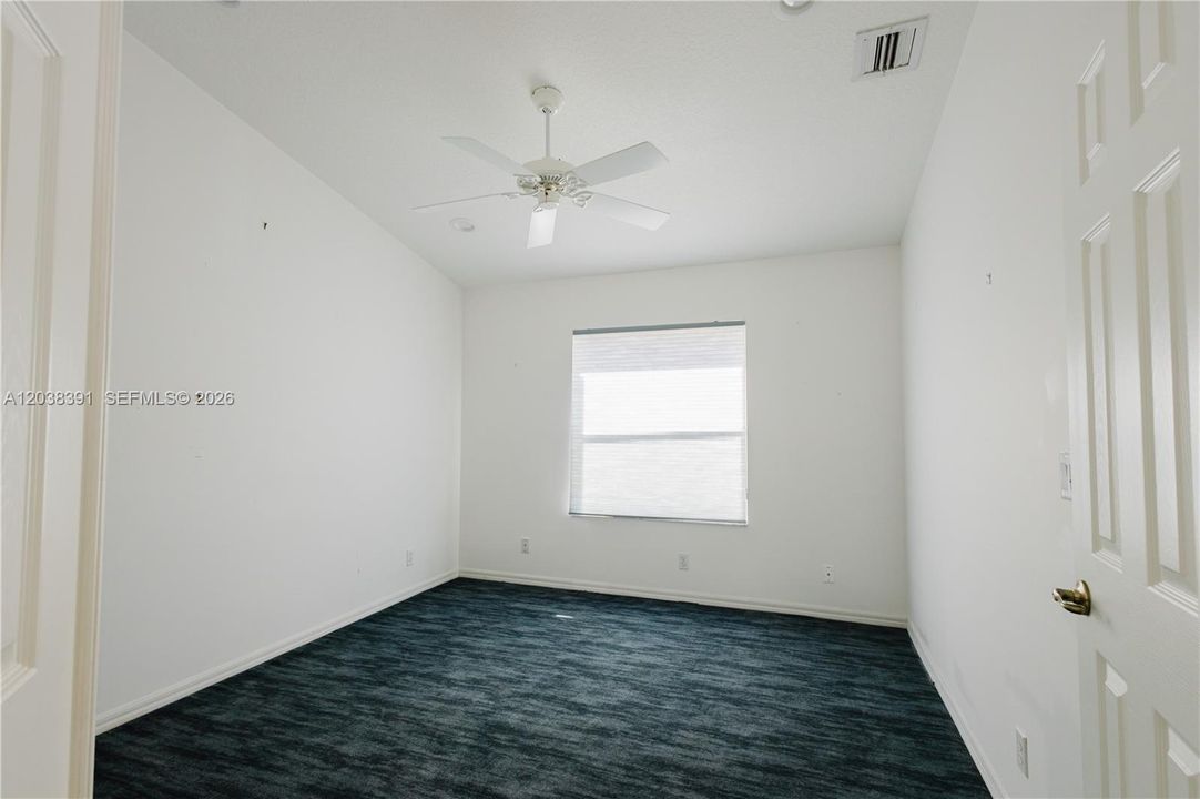 For Rent: $3,200 (3 beds, 2 baths, 1884 Square Feet)