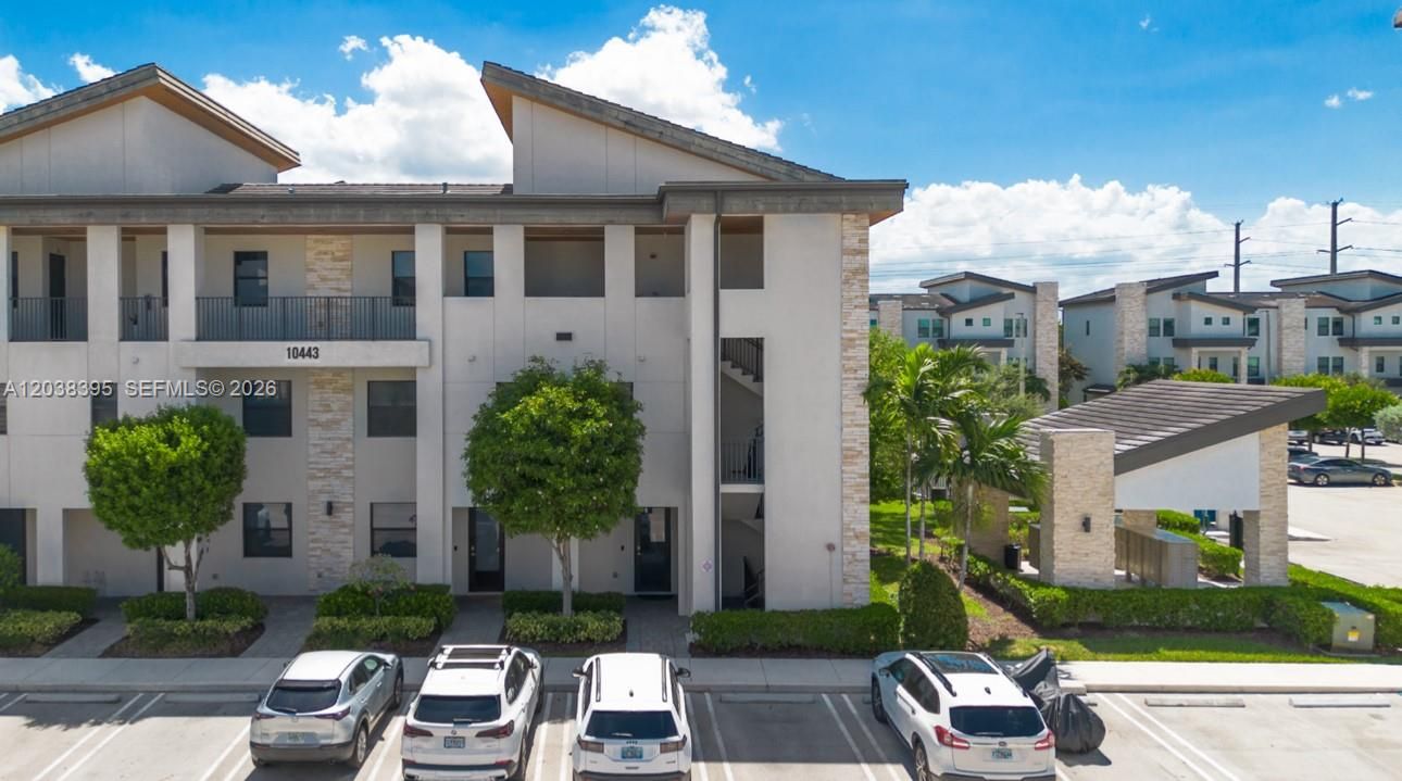 На продажу: $479,900 (3 спален, 2 ванн, 1429 Квадратных фут)