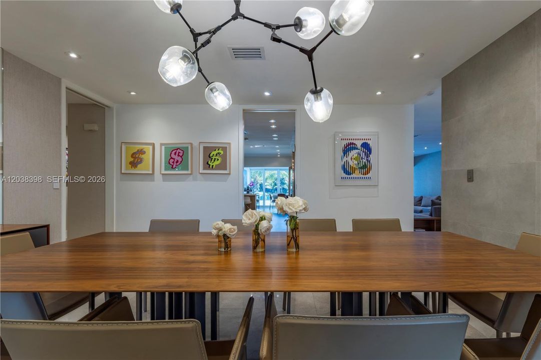 For Sale: $2,980,000 (5 beds, 4 baths, 3880 Square Feet)