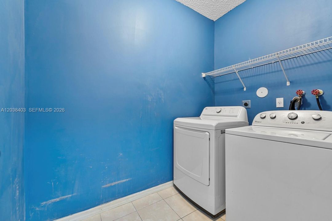 For Sale: $289,900 (4 beds, 2 baths, 1846 Square Feet)