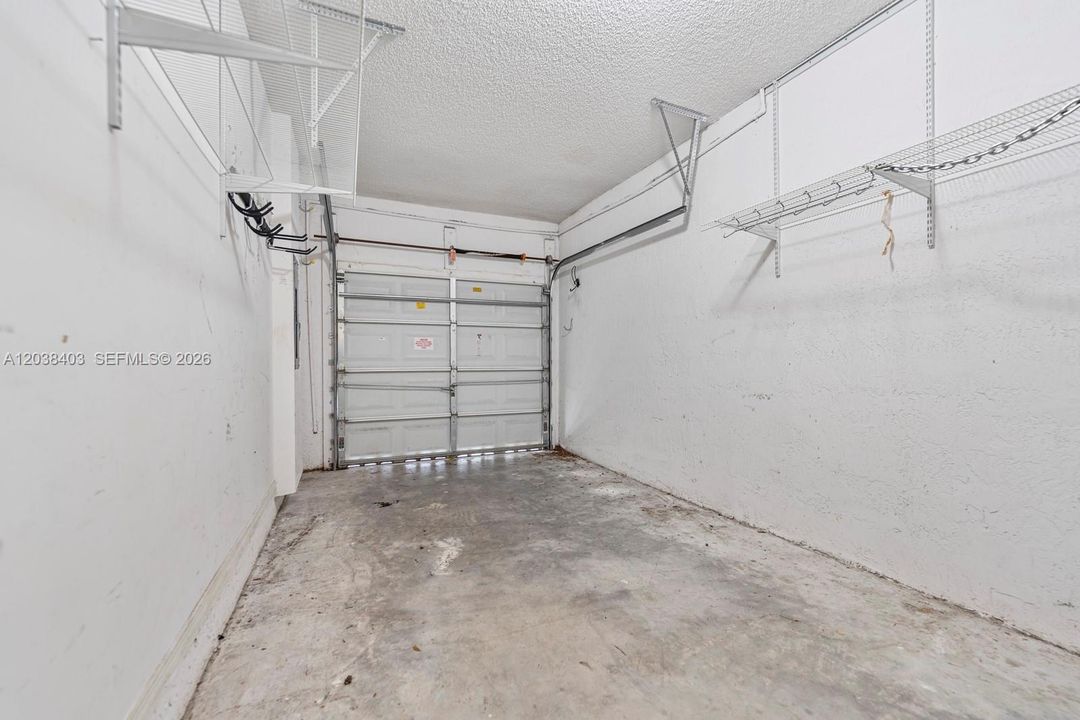 For Sale: $289,900 (4 beds, 2 baths, 1846 Square Feet)