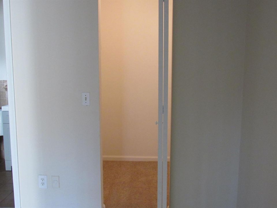 Walk in closet