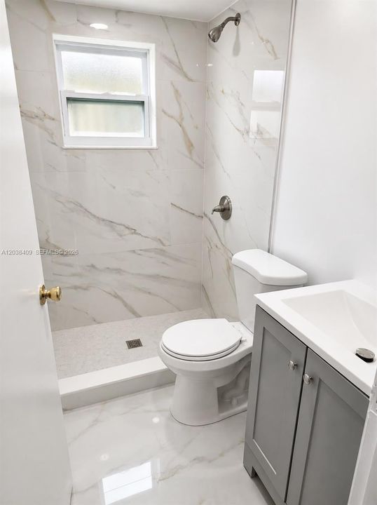 For Rent: $2,750 (3 beds, 2 baths, 1002 Square Feet)