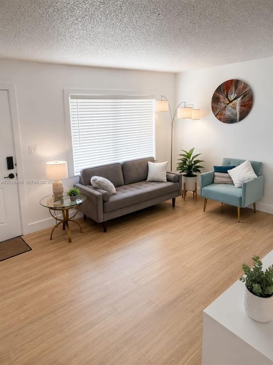 For Rent: $2,750 (3 beds, 2 baths, 1002 Square Feet)