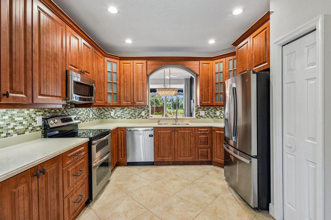 16-web-or-mls-W Palm Aire Dr-S1306-016