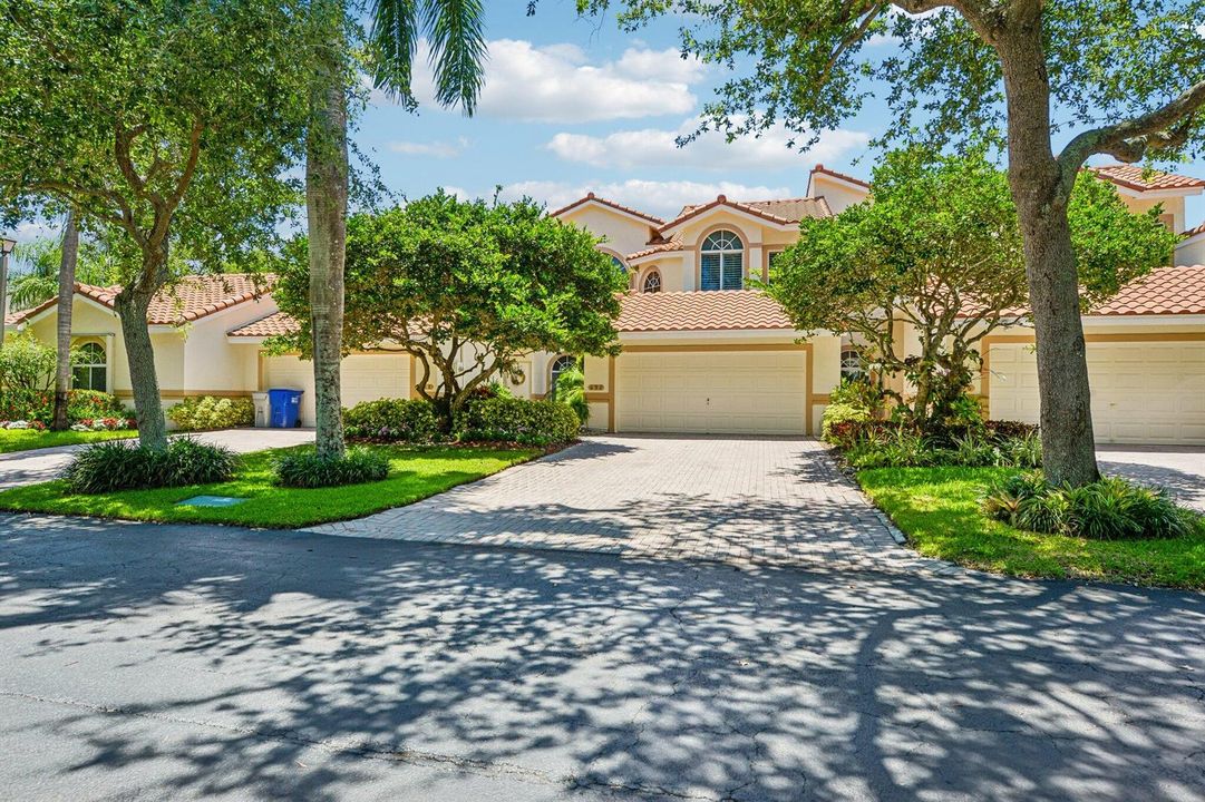 1-web-or-mls-W Palm Aire Dr-S1306-001