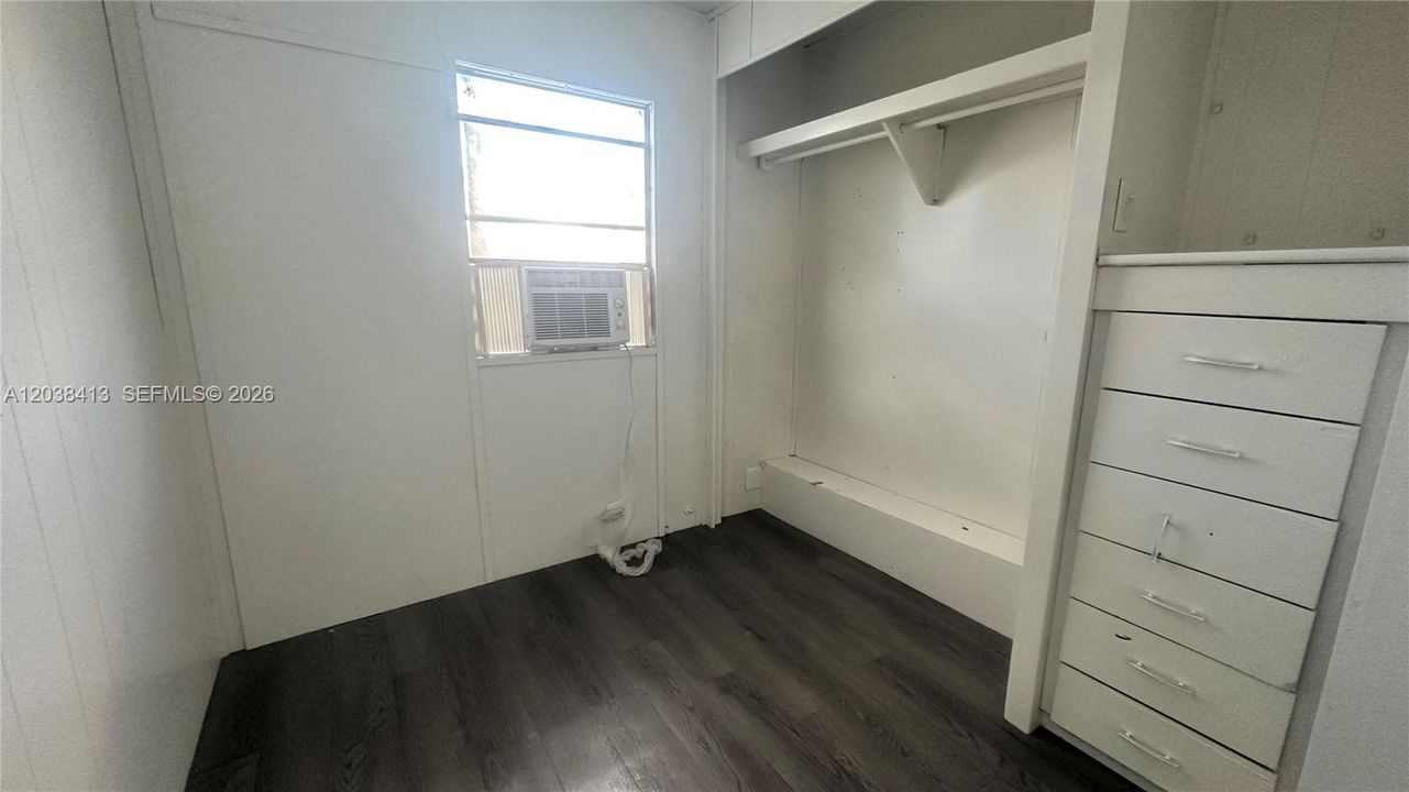 В аренду: $1,650 (2 спален, 1 ванн, 624 Квадратных фут)