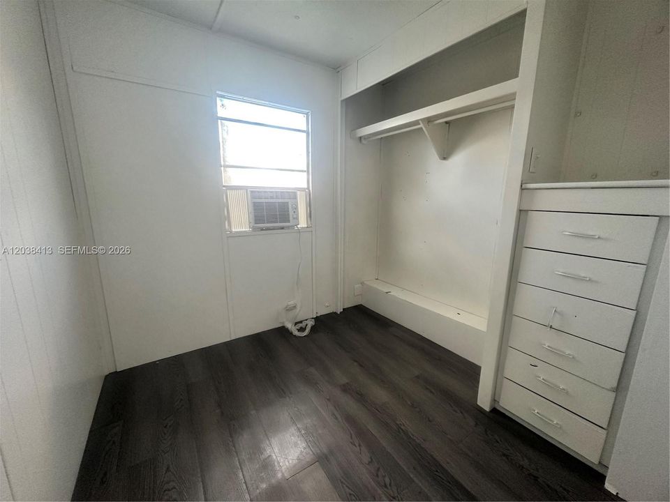 В аренду: $1,650 (2 спален, 1 ванн, 624 Квадратных фут)