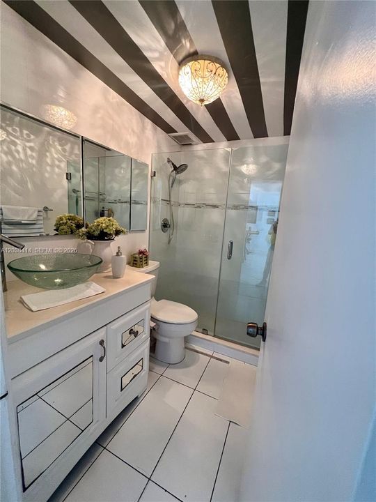 2nd bathroom