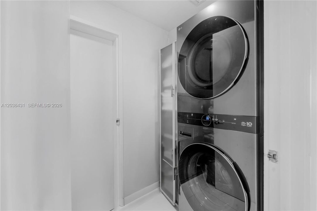 На продажу: $1,299,000 (3 спален, 3 ванн, 1575 Квадратных фут)