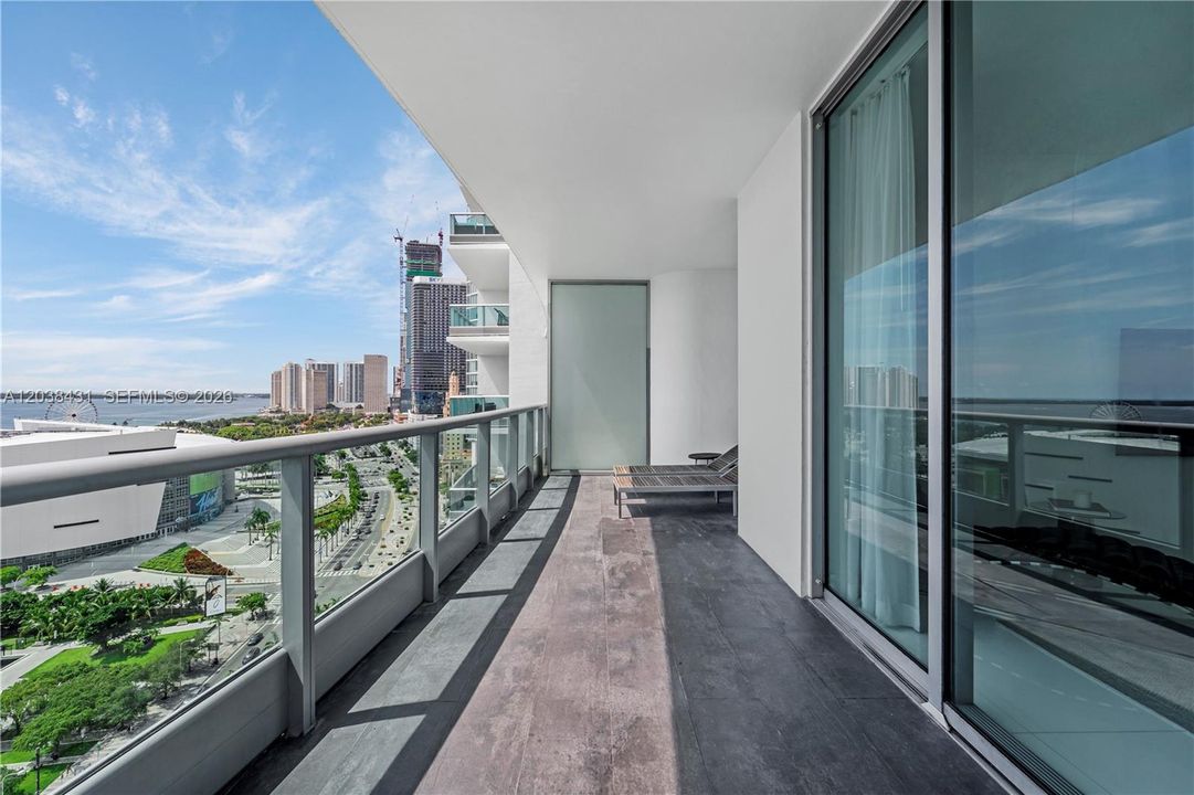 На продажу: $1,299,000 (3 спален, 3 ванн, 1575 Квадратных фут)