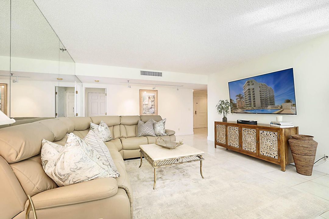 05_2917_S_Ocean_Blvd_Unit_405_mls