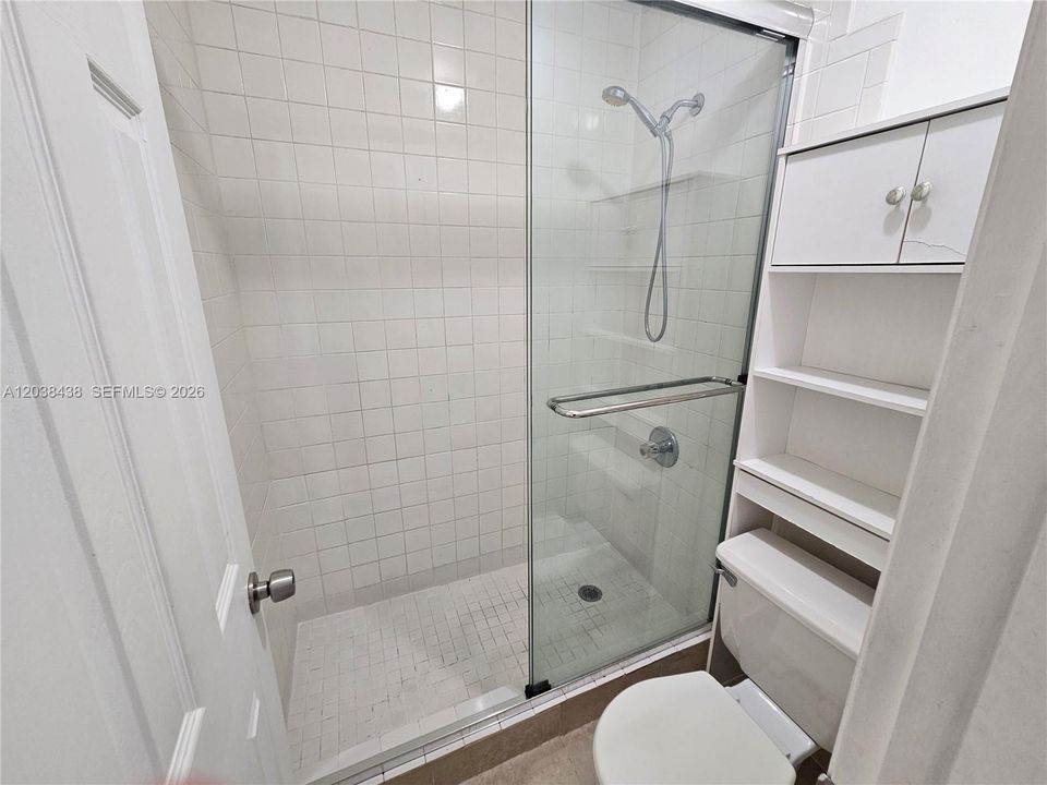 В аренду: $2,200 (2 спален, 2 ванн, 1000 Квадратных фут)