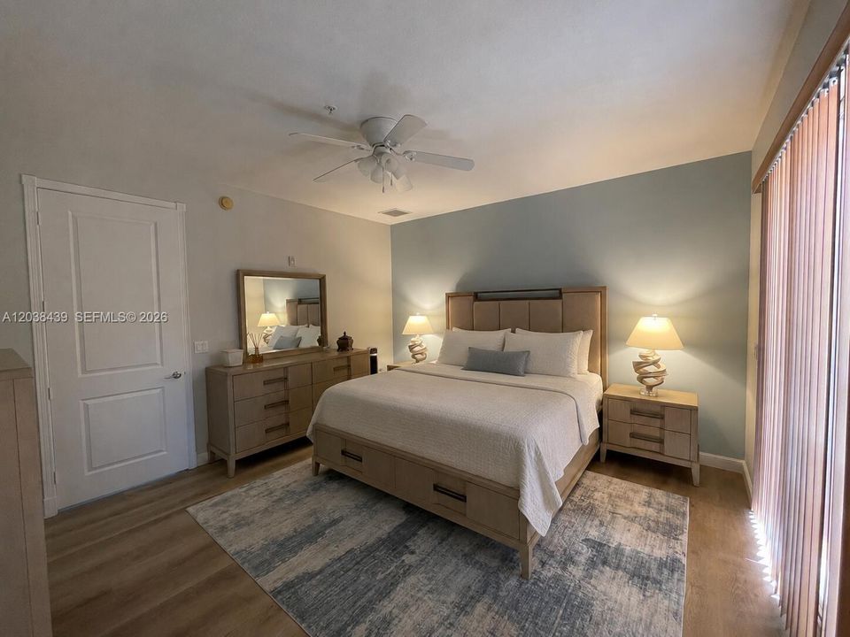 For Sale: $470,000 (2 beds, 3 baths, 1753 Square Feet)