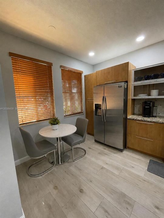 For Sale: $470,000 (2 beds, 3 baths, 1753 Square Feet)