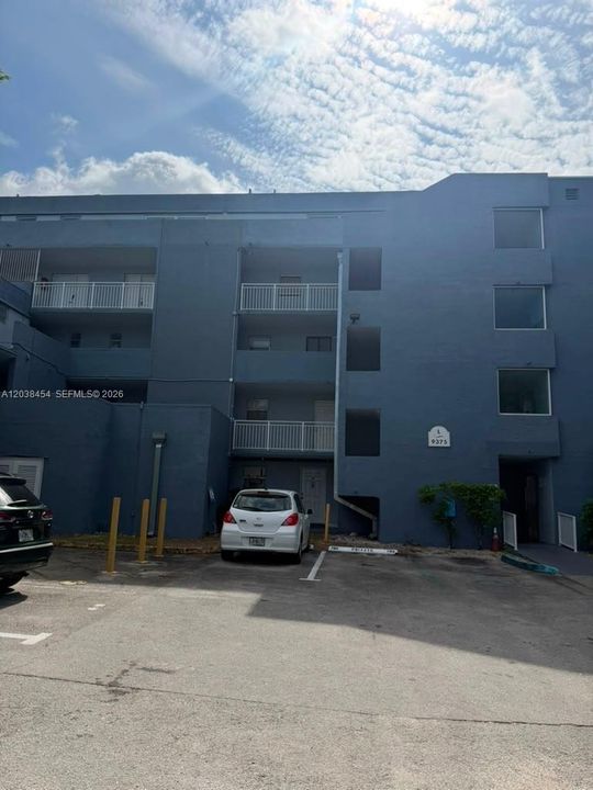 For Sale: $299,000 (1 beds, 1 baths, 1125 Square Feet)