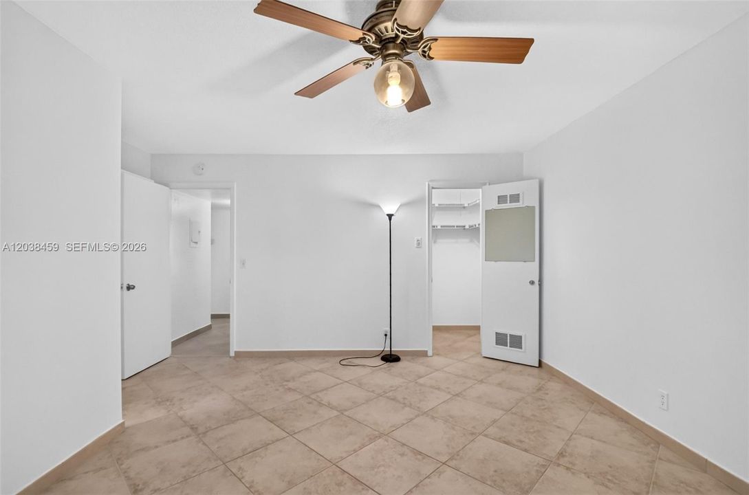 En Venta: $104,900 (2 camas, 2 baños, 960 Pies cuadrados)