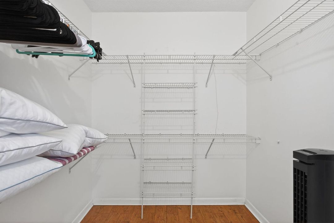 18-web-or-mls-3202 O3-4301