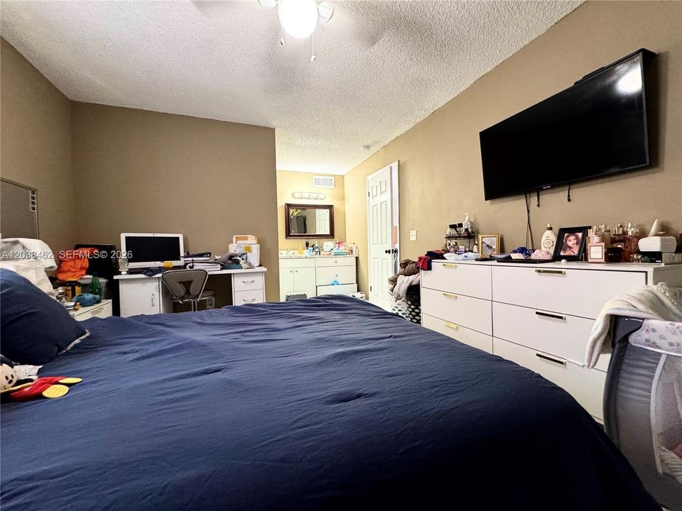 En Venta: $135,000 (2 camas, 2 baños, 800 Pies cuadrados)