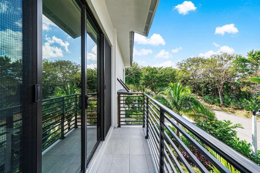 022-2211FloridaBoulevard-DelrayBeach-FL-