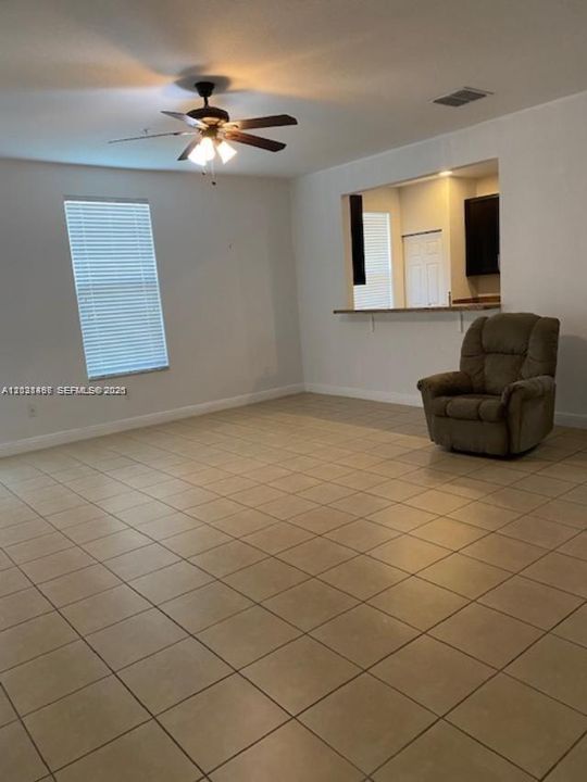 For Rent: $3,600 (3 beds, 3 baths, 1672 Square Feet)