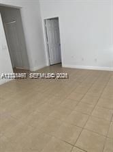 For Rent: $3,600 (3 beds, 3 baths, 1672 Square Feet)