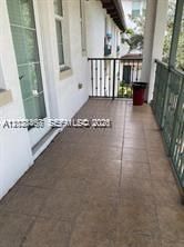 For Rent: $3,600 (3 beds, 3 baths, 1672 Square Feet)