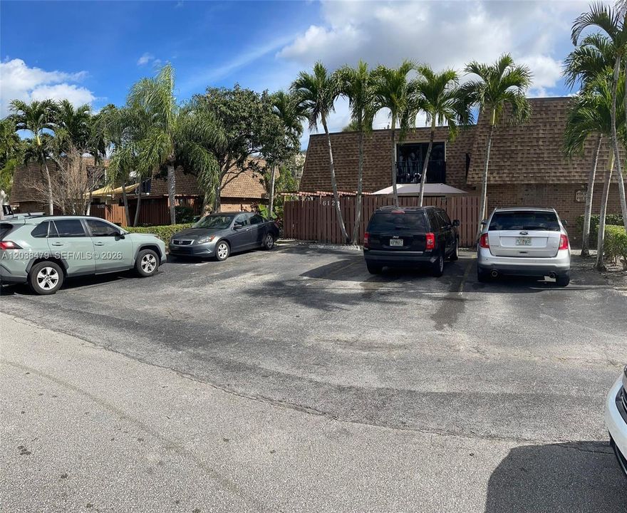 For Sale: $359,000 (3 beds, 2 baths, 1488 Square Feet)
