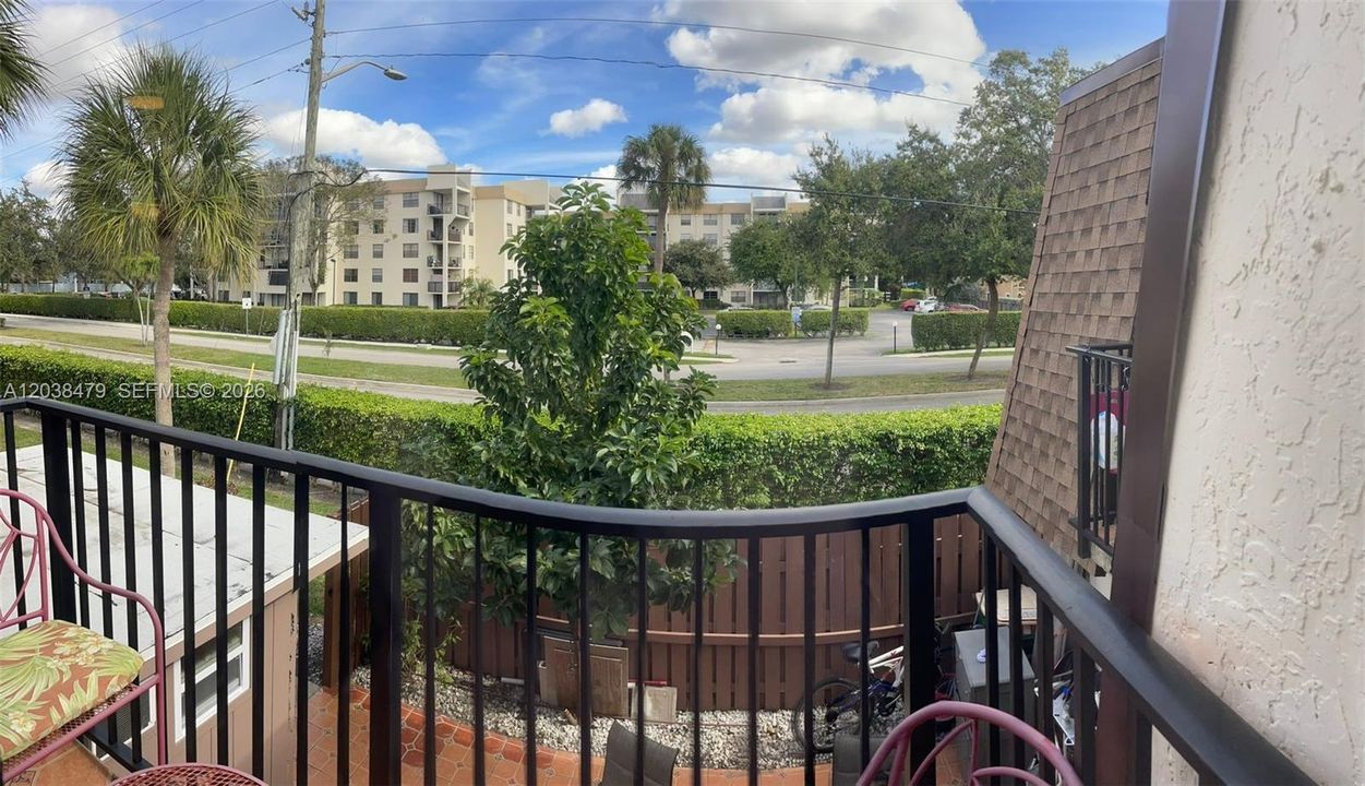 For Sale: $359,000 (3 beds, 2 baths, 1488 Square Feet)