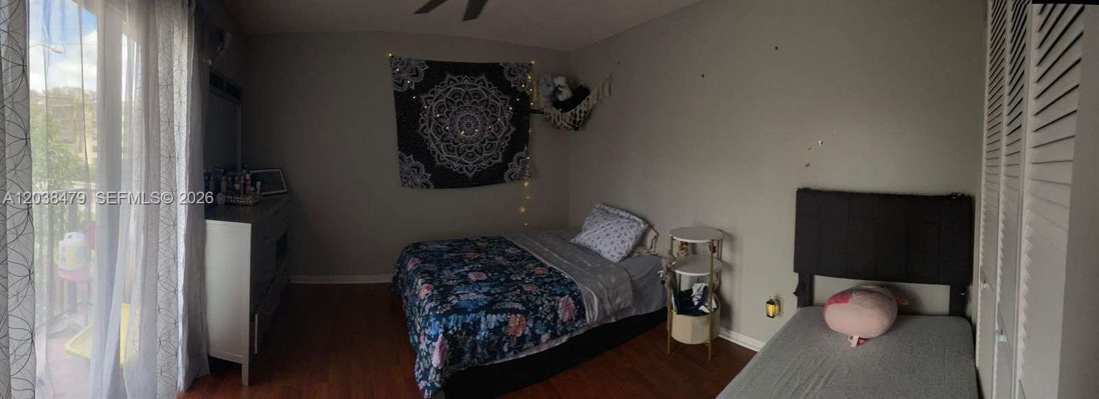 For Sale: $359,000 (3 beds, 2 baths, 1488 Square Feet)